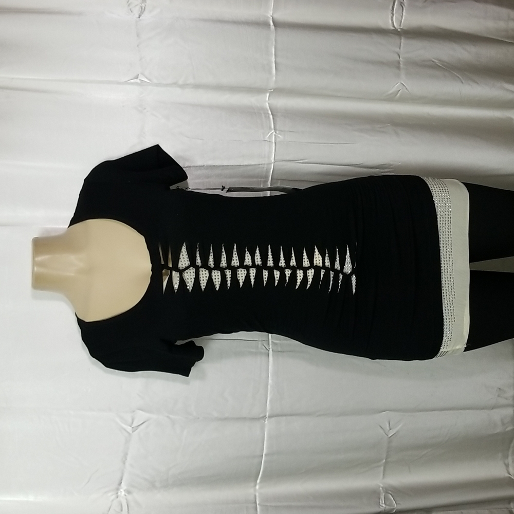 ROYAL UNDERGROUND SLASH TEE IN BLACK SIZE LARGE JERSEY FABRIC